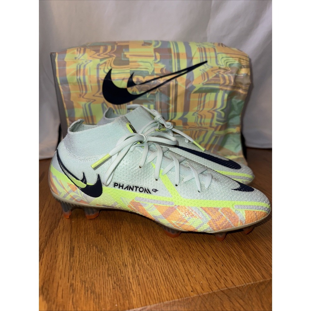 Nike Phantom Elite soccer cleats